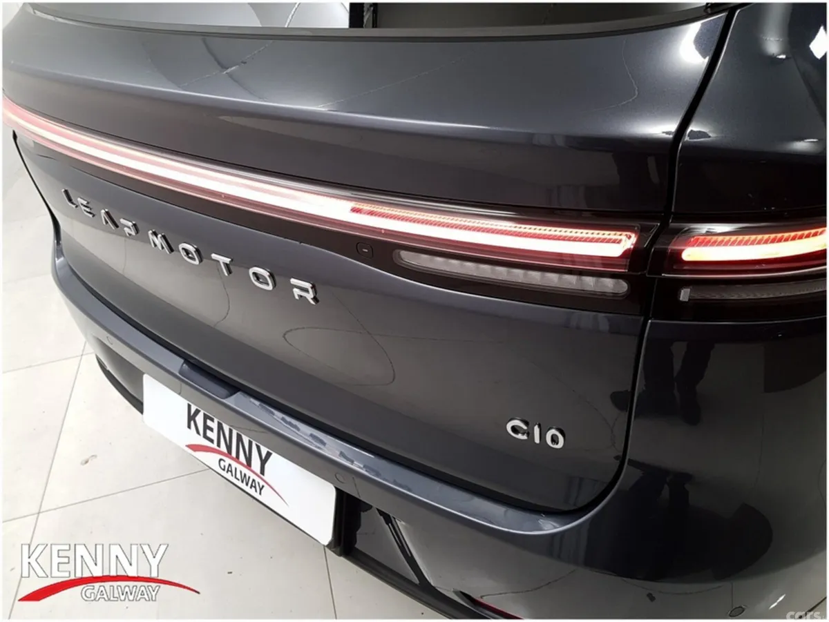 Leapmotor C10 SUV, Petrol Plug-in Hybrid, 2026, Grey