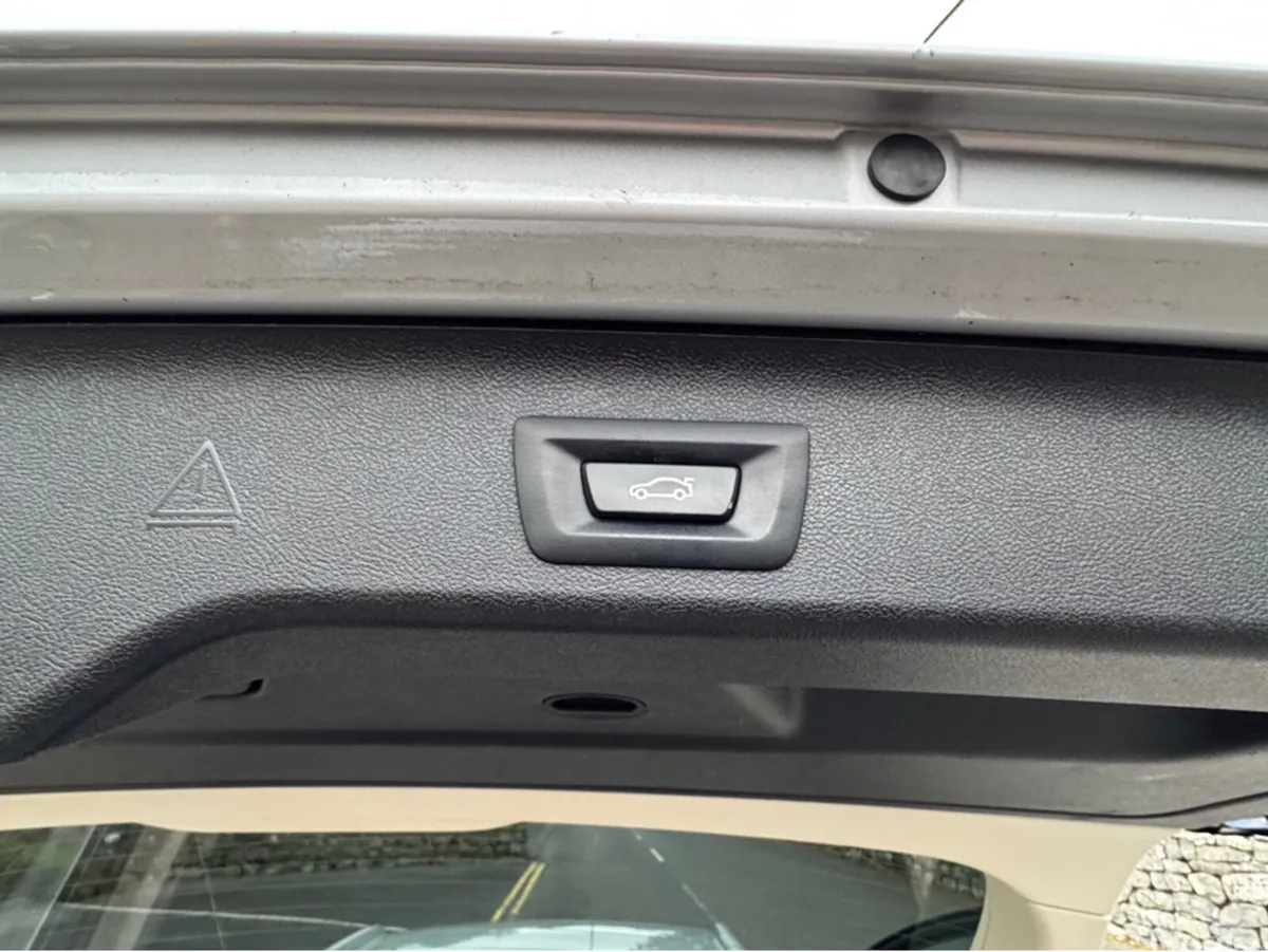 BMW 5-Series Estate, Diesel, 2019, Silver