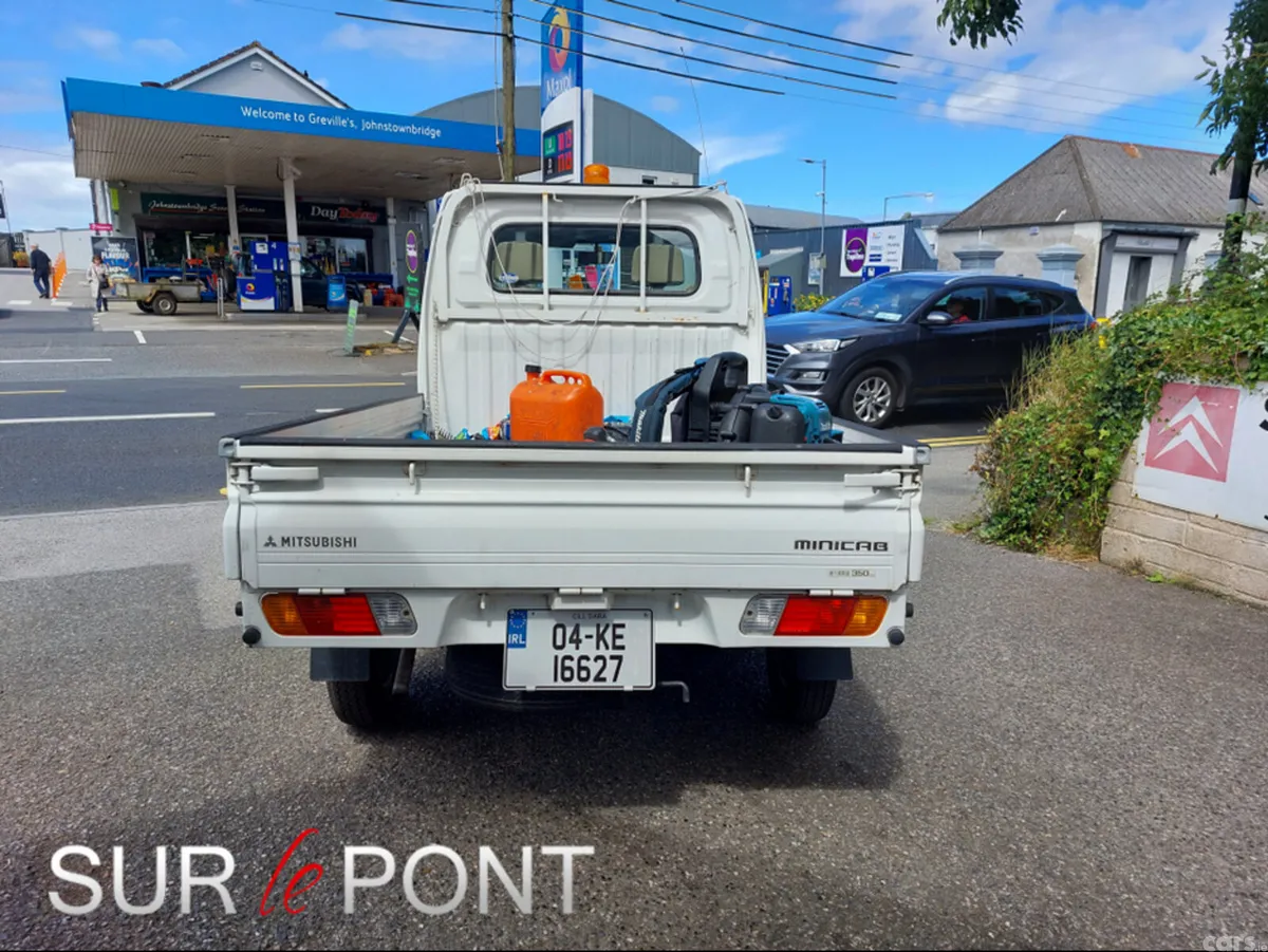 Mitsubishi Other Pick Up, Petrol, 2004, White