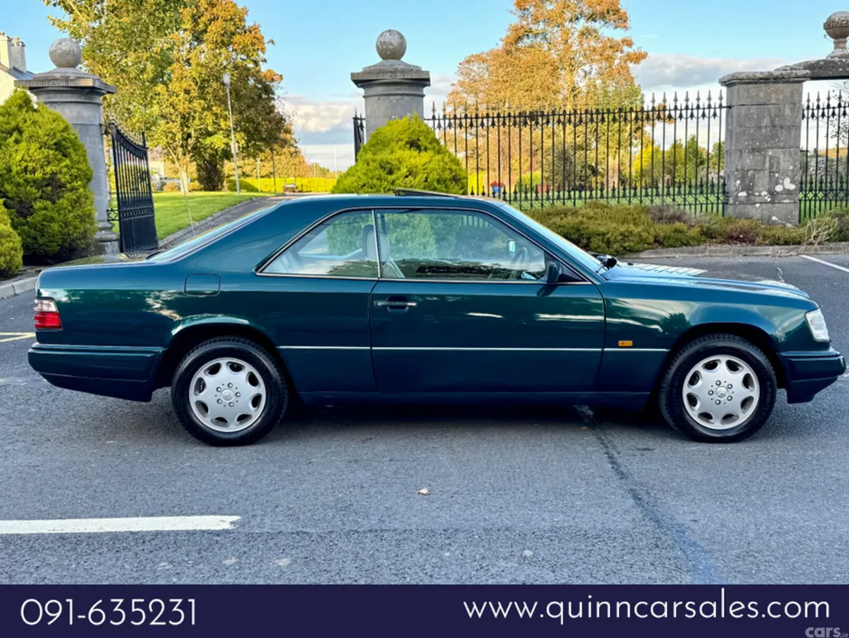 Mercedes-Benz E-Class Coupe, Petrol, 1995, Green