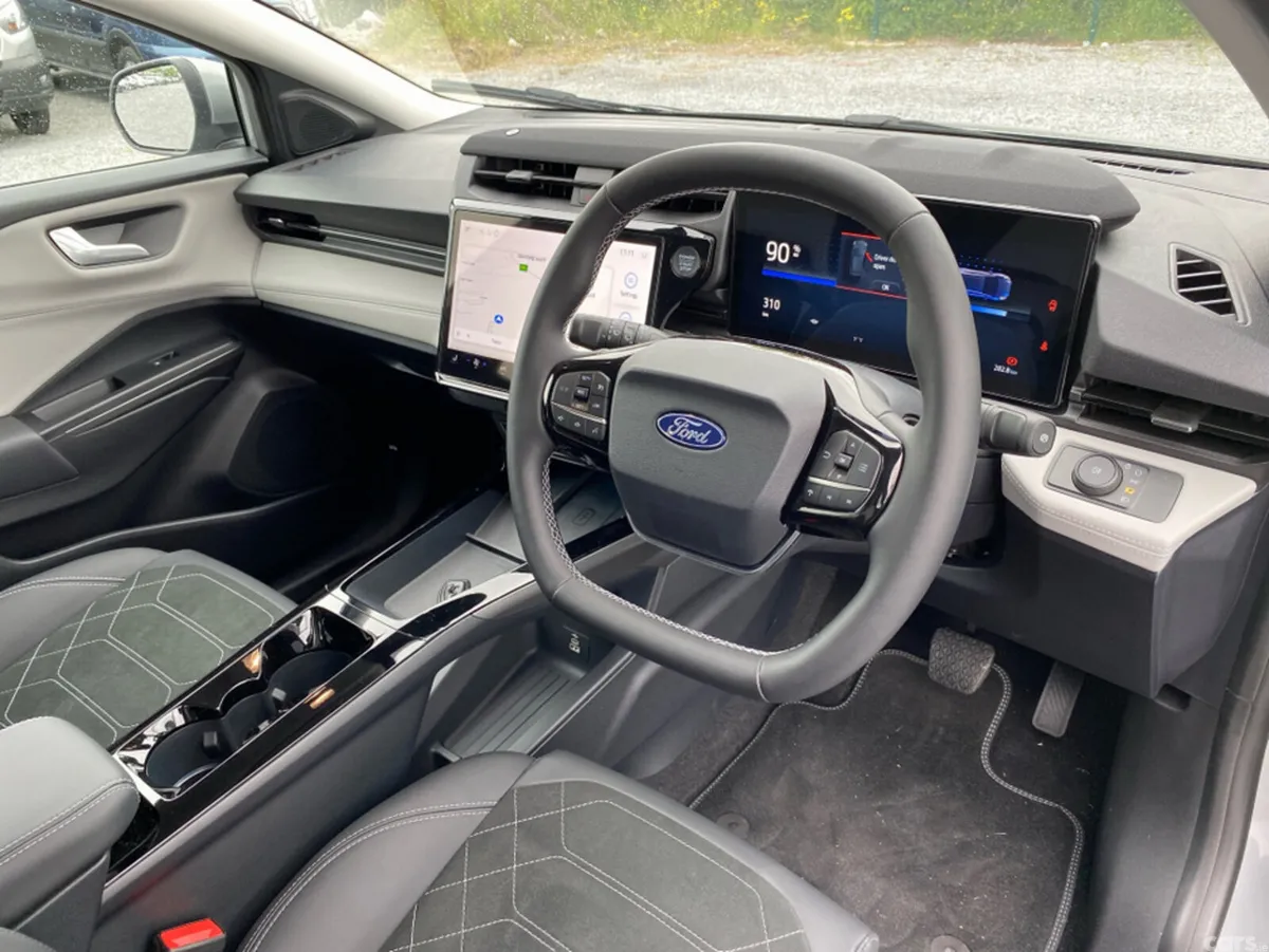 Ford Puma SUV, Electric, 2025, Grey