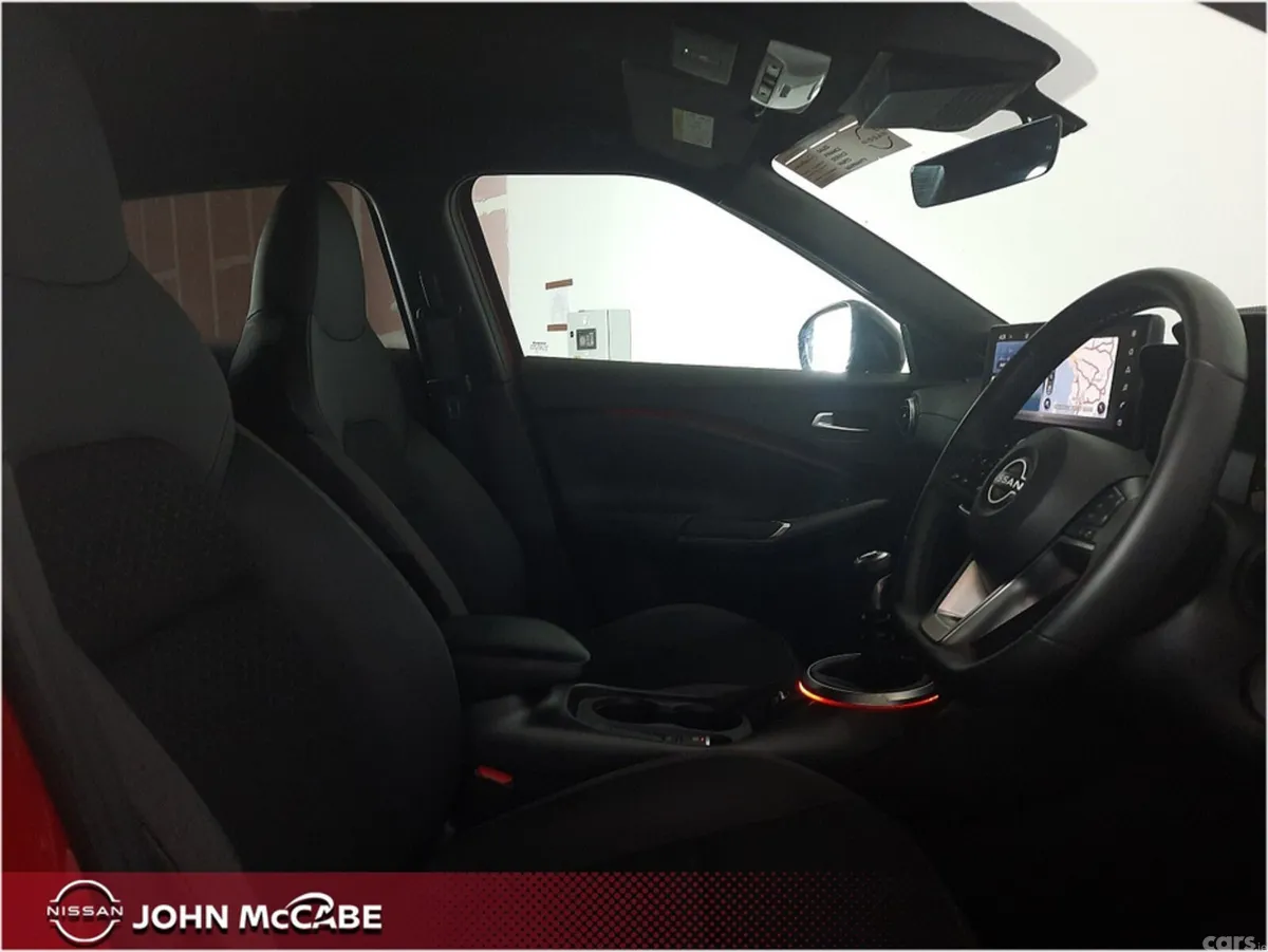 Nissan Juke MPV, Petrol, 2025, Red