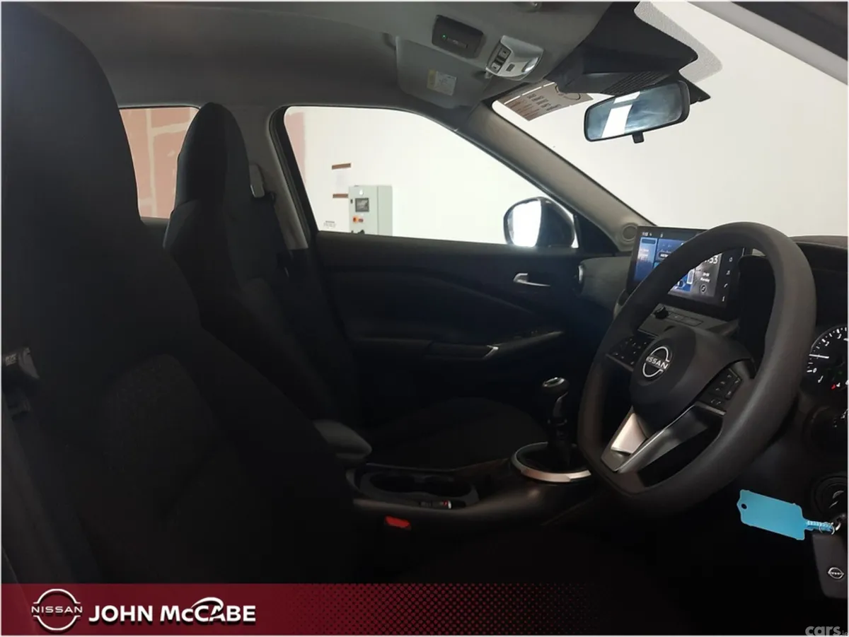 Nissan Juke MPV, Petrol, 2025, Grey