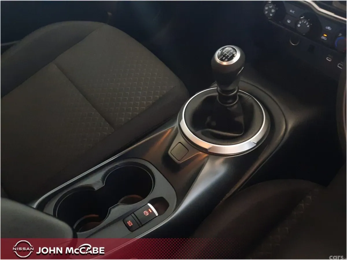 Nissan Juke MPV, Petrol, 2025, Grey