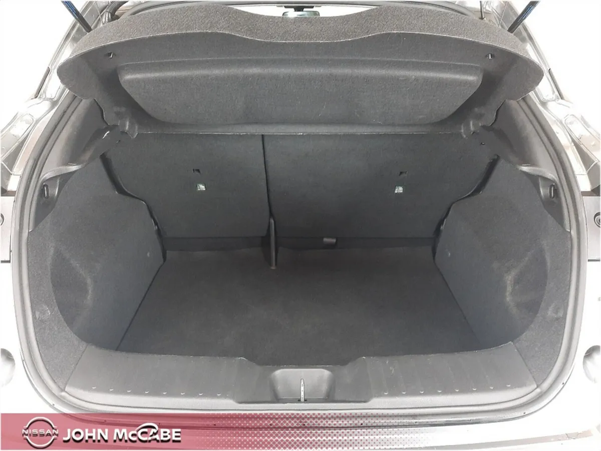 Nissan Juke MPV, Petrol, 2025, Grey
