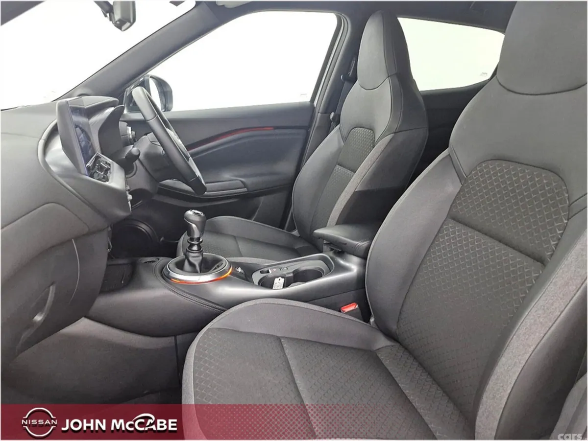 Nissan Juke MPV, Petrol, 2025, White