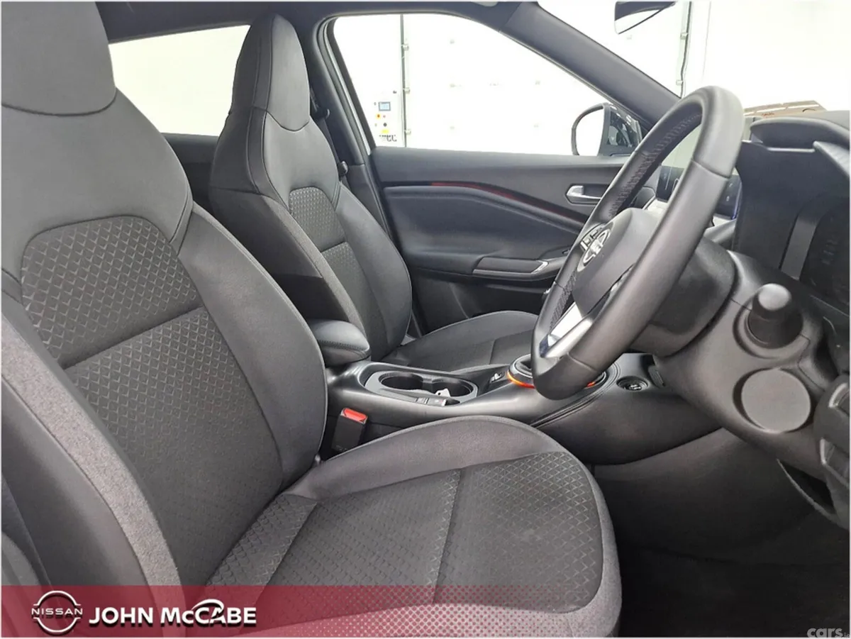 Nissan Juke MPV, Petrol, 2025, White