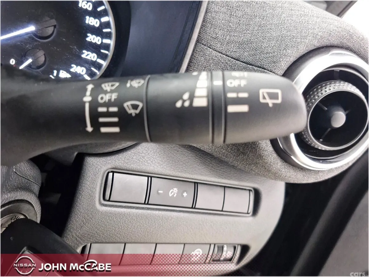 Nissan Juke MPV, Petrol, 2025, Black