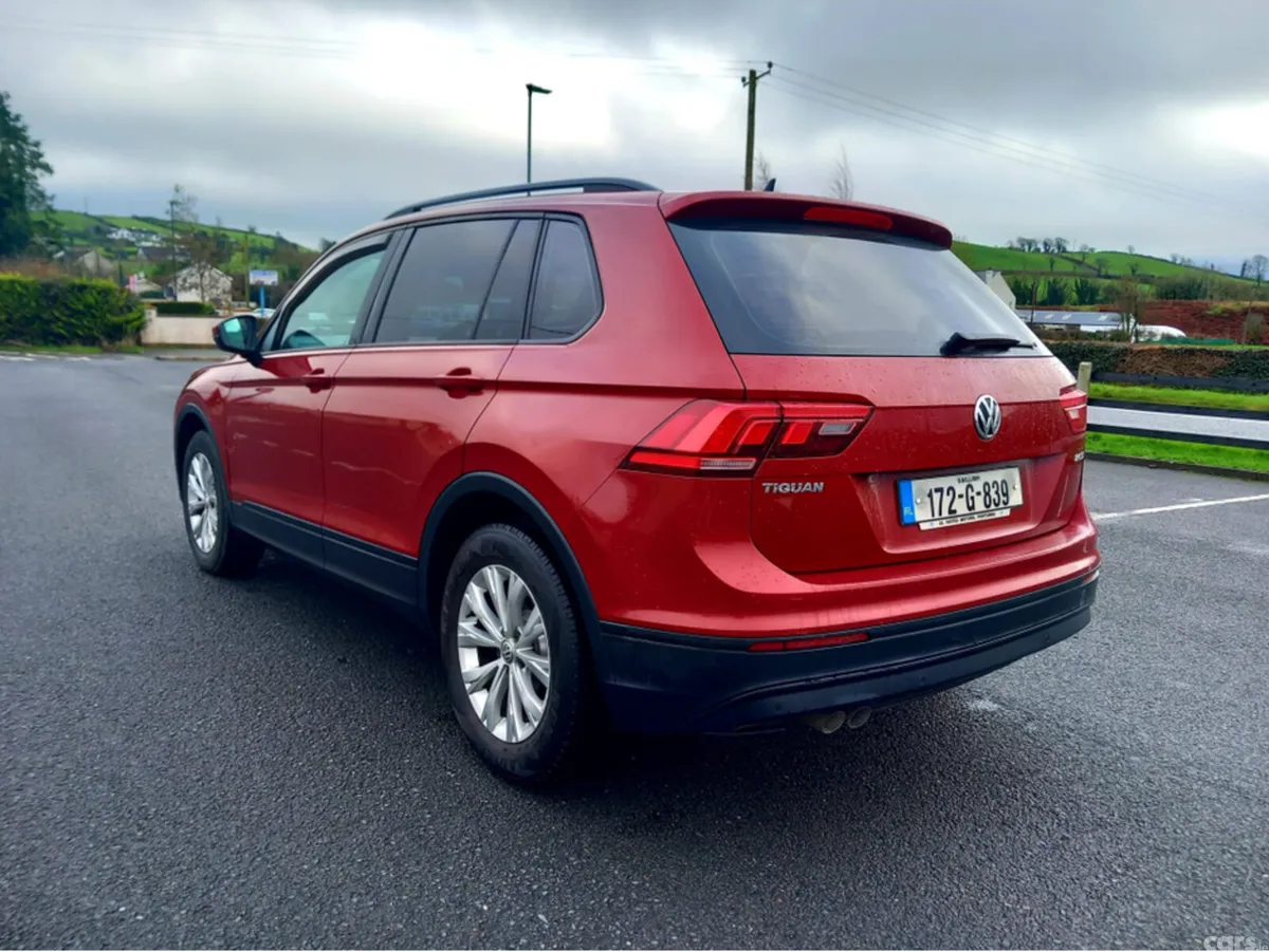 Volkswagen Tiguan Estate, Diesel, 2017, Red