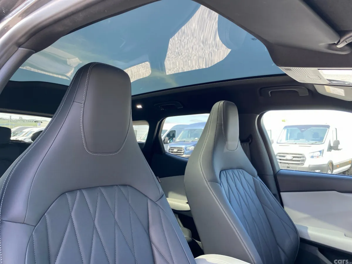 Ford Explorer SUV, Electric, 2026, Silver