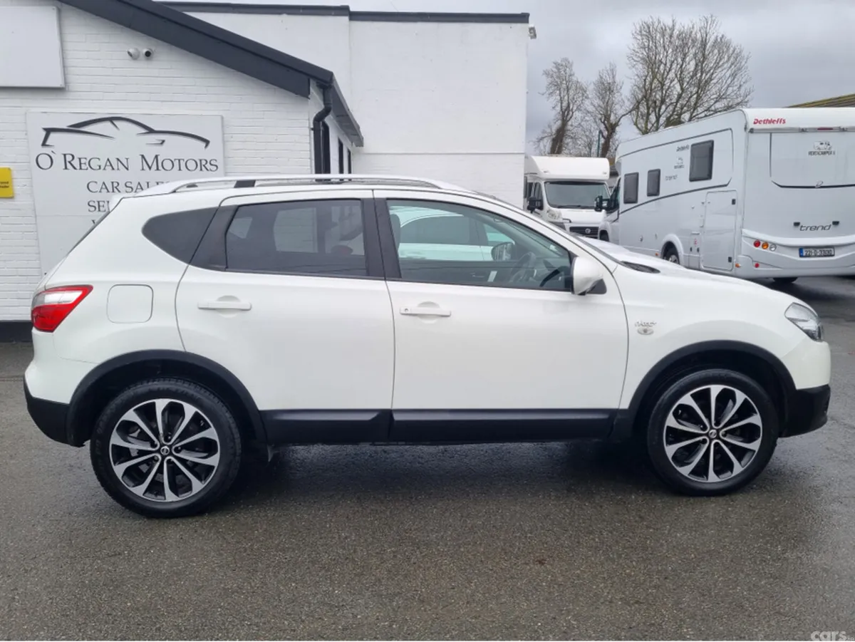 Nissan Qashqai MPV, Diesel, 2013, White