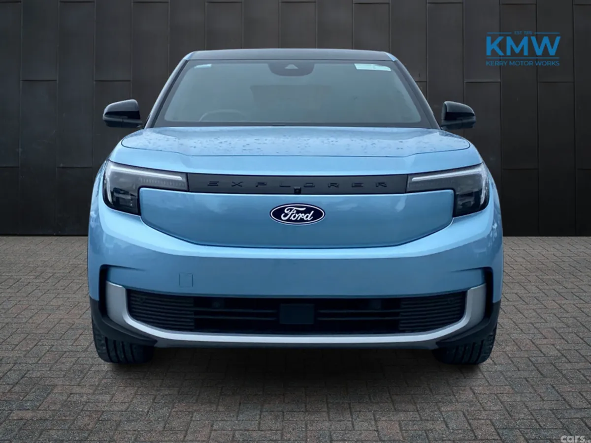 Ford Explorer SUV, Electric, 2026, Blue