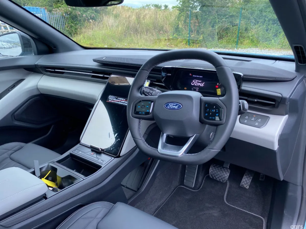 Ford Explorer SUV, Electric, 2026, Blue