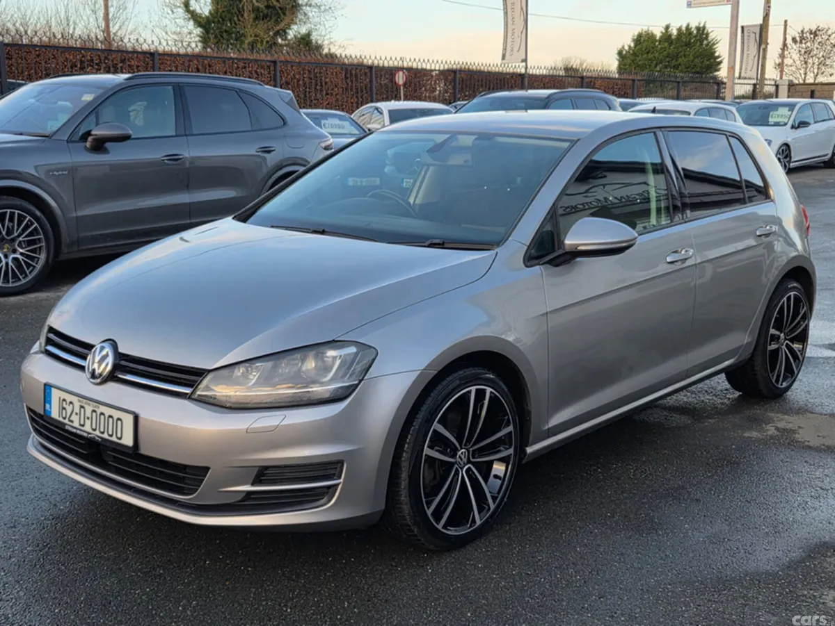 Volkswagen Golf Hatchback, Petrol, 2016, Silver