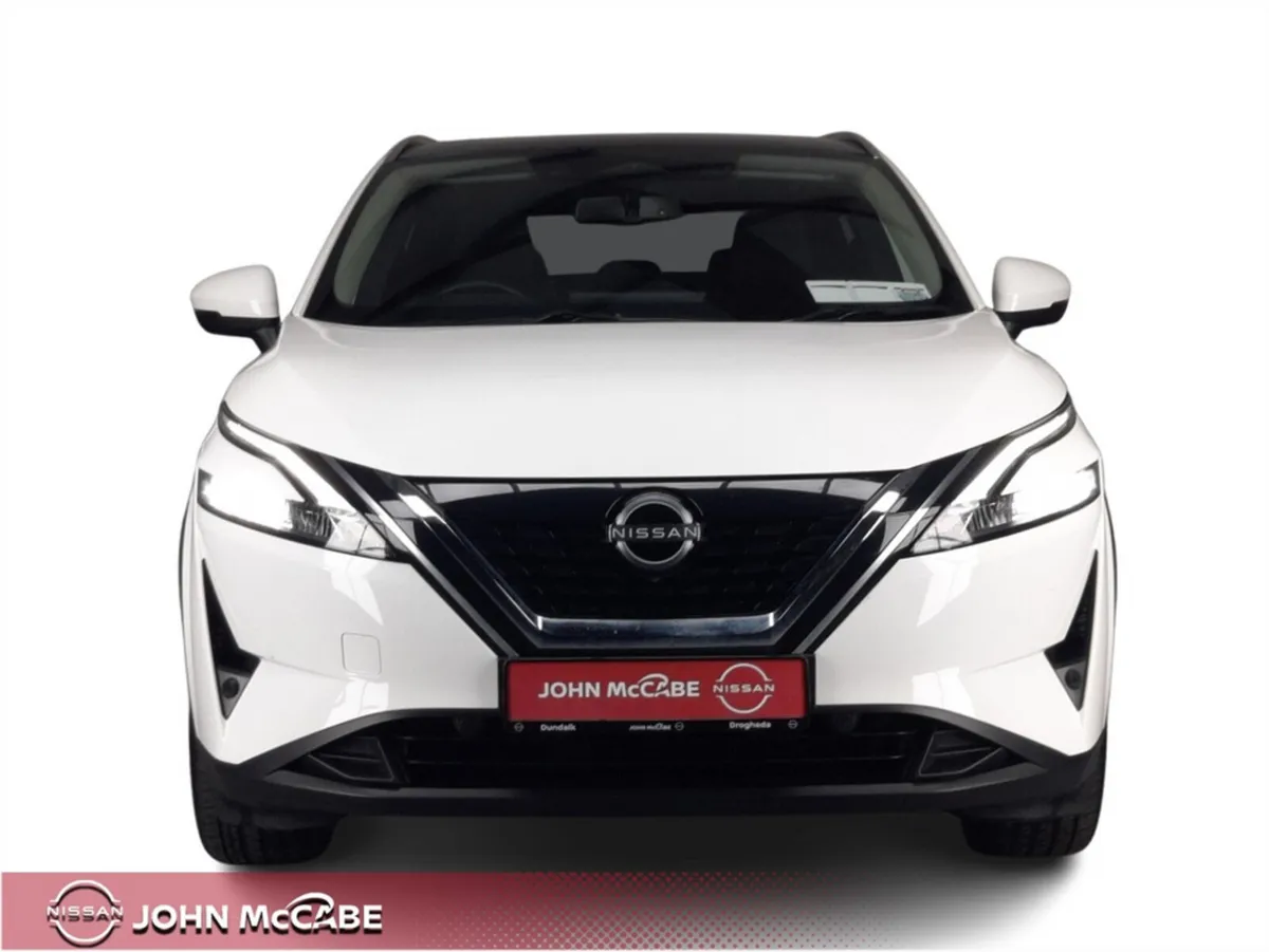 Nissan Qashqai MPV, Petrol, 2023, White