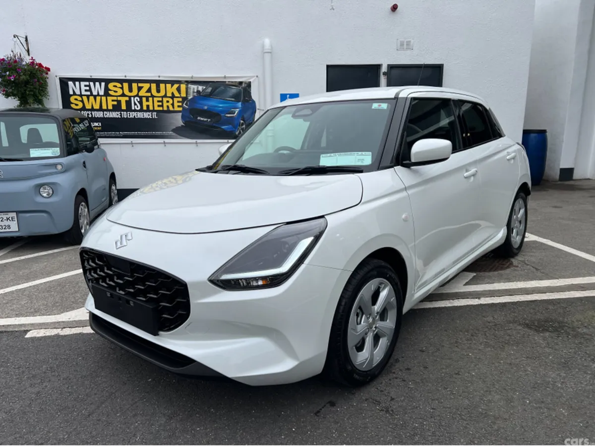 Suzuki Swift Hatchback, Petrol Hybrid, 2026, White