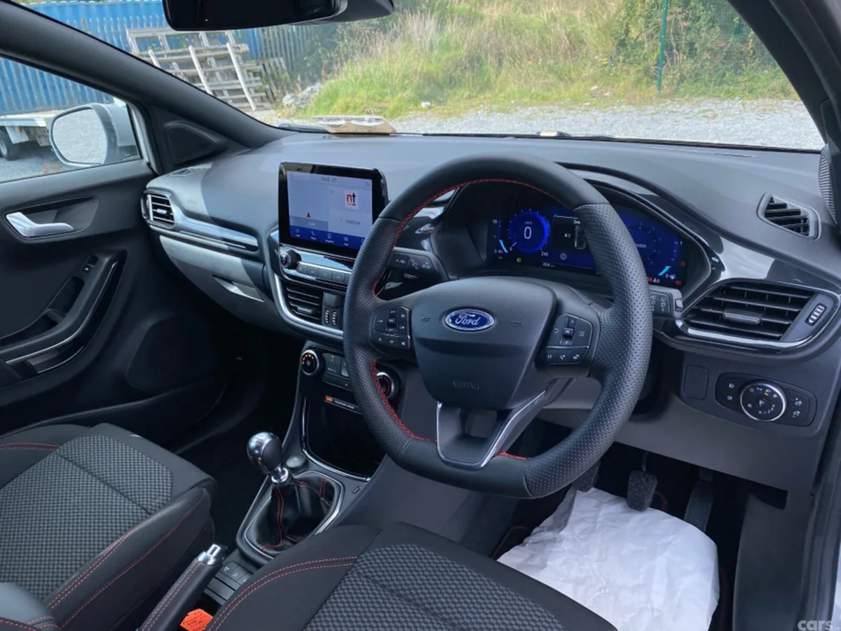 Ford Puma Van, Petrol Hybrid, 2025, Grey