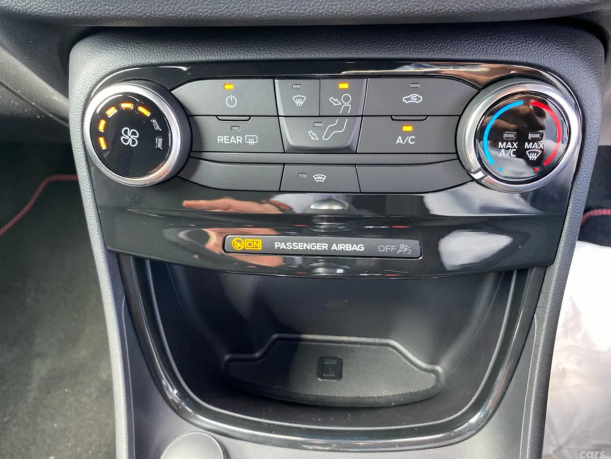 Ford Puma Van, Petrol Hybrid, 2025, Grey