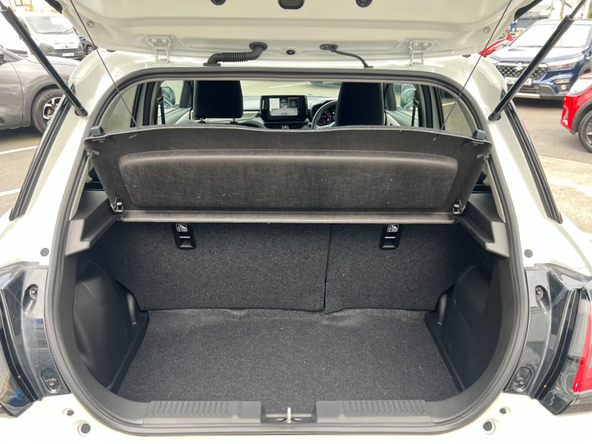 Suzuki Swift Hatchback, Petrol Hybrid, 2026, White