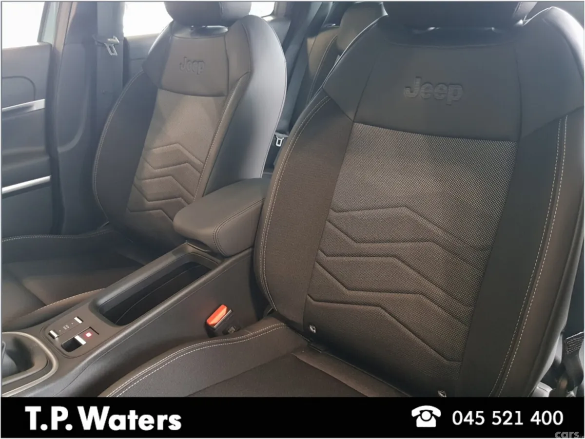 Jeep Avenger SUV, Petrol, 2025, Blue