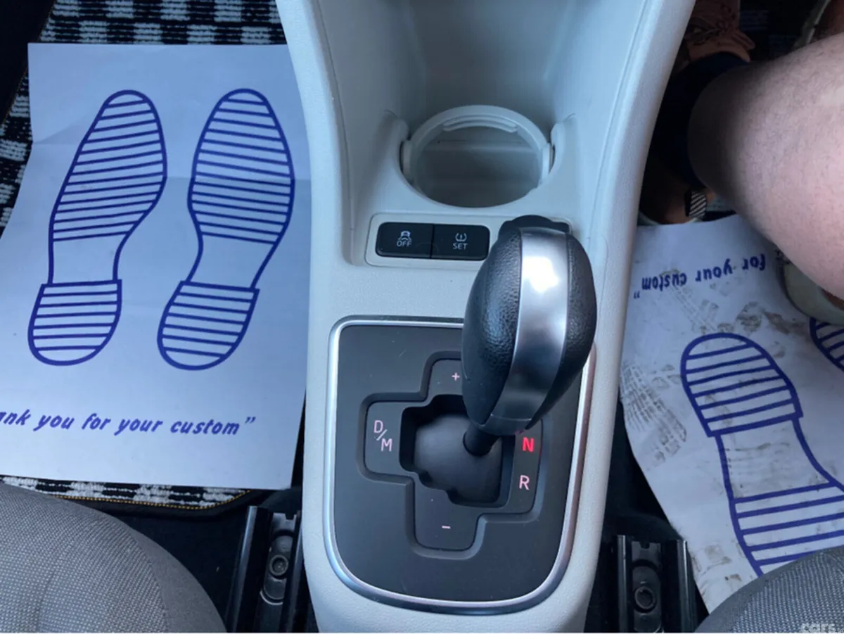 Volkswagen up! Hatchback, Petrol, 2018, White