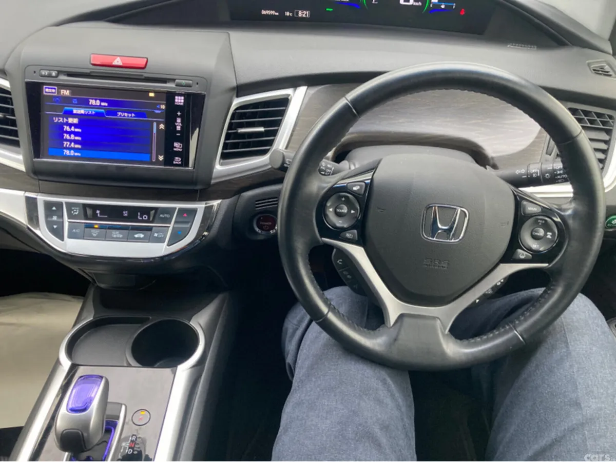 Honda Jade Estate, Petrol Hybrid, 2017, White