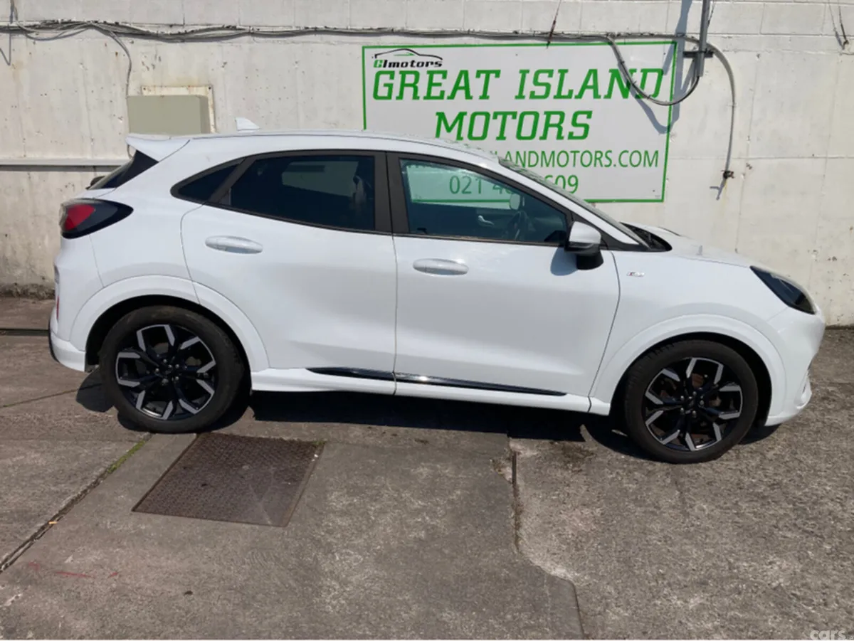 Ford Puma Hatchback, Petrol, 2021, White