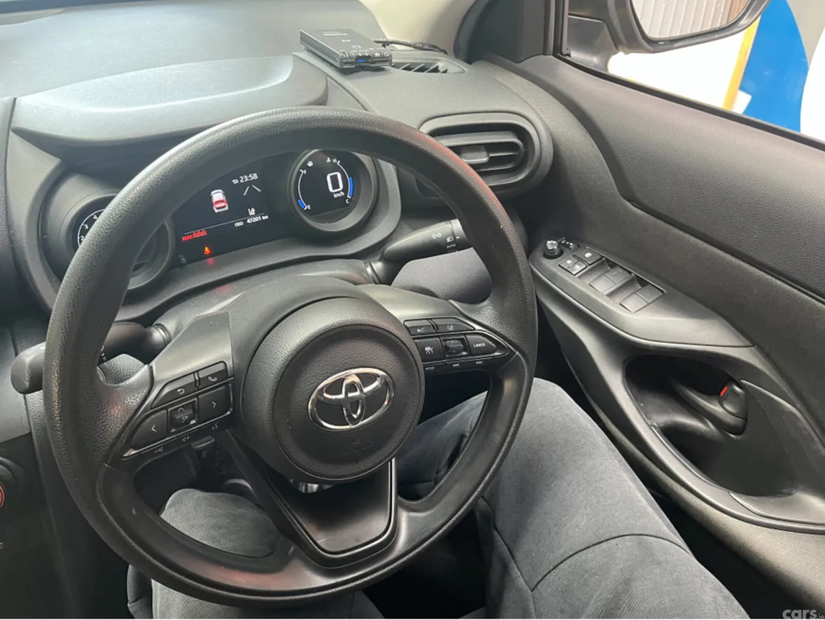 Toyota Yaris Cross SUV, Petrol, 2021, Gold