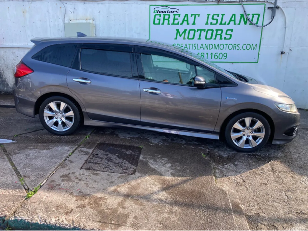 Honda Jade Estate, Petrol Hybrid, 2015, Grey
