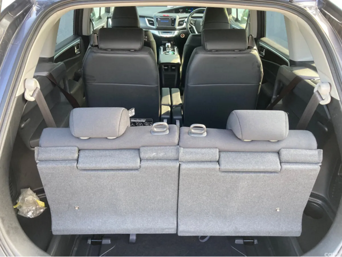 Honda Jade Estate, Petrol Hybrid, 2015, Grey