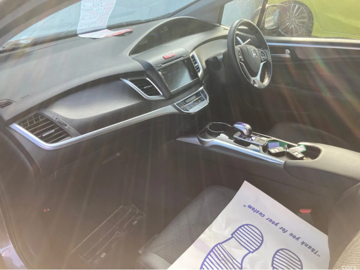 Honda Jade Estate, Petrol Hybrid, 2015, Grey