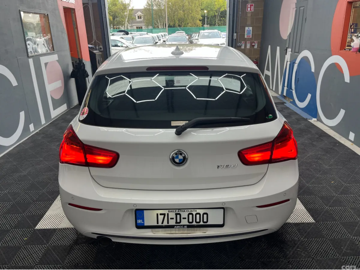 BMW 1-Series Hatchback, Diesel, 2017, White