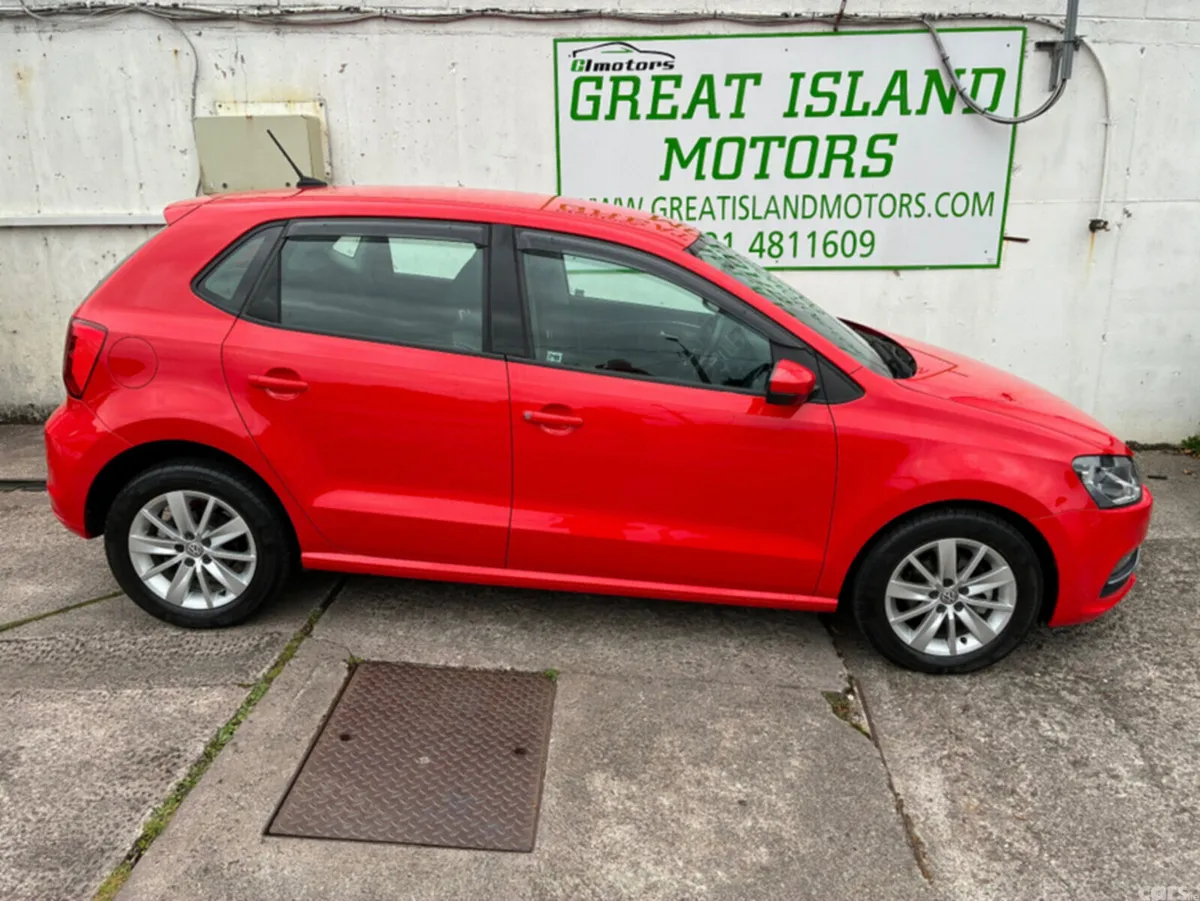 Volkswagen Polo Hatchback, Petrol, 2017, Red