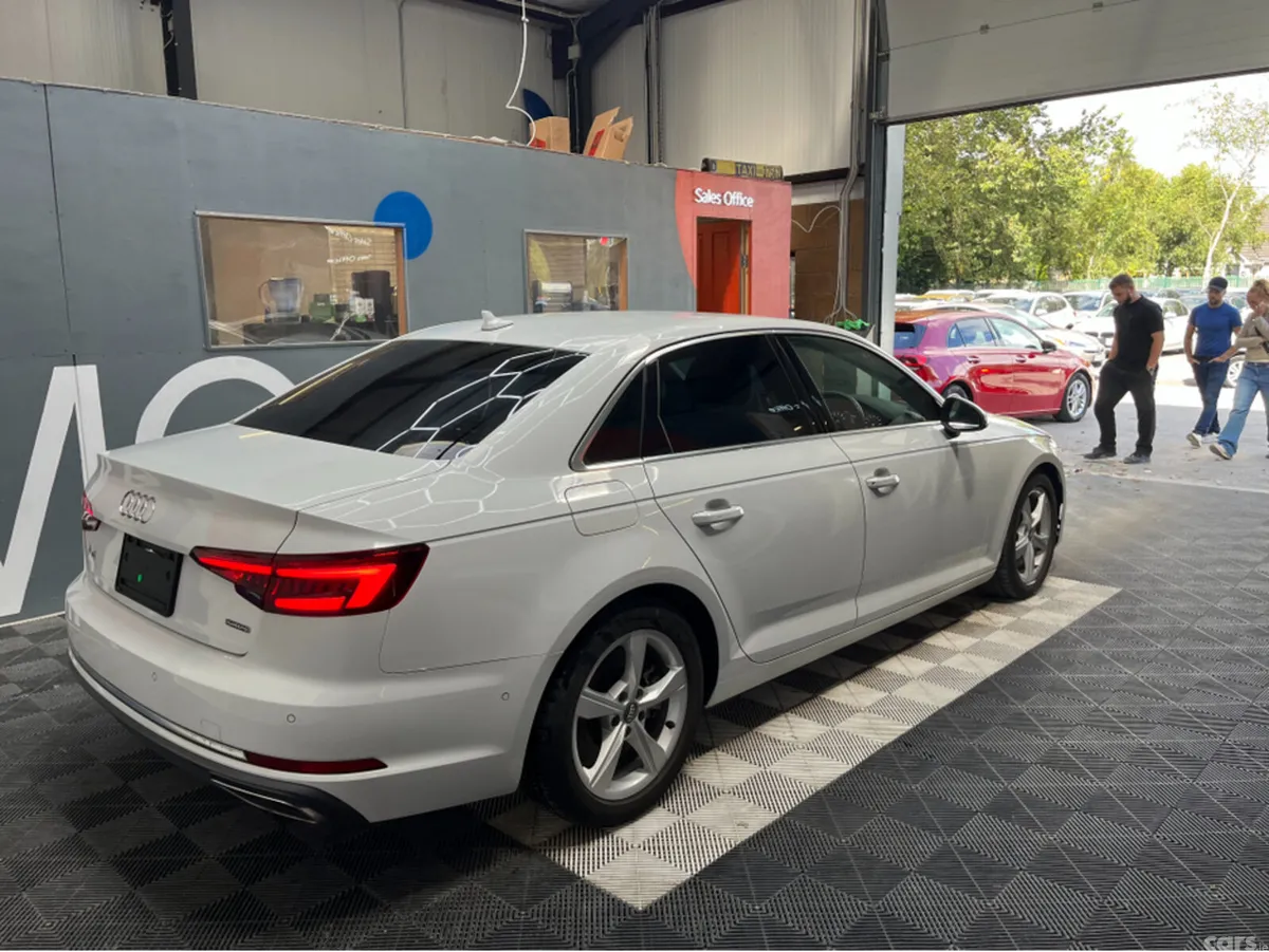 Audi A4 Saloon, Petrol, 2019, White