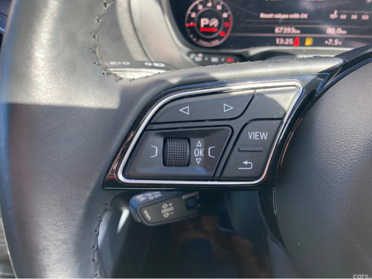 Audi Q2 Hatchback, Petrol, 2018, Red