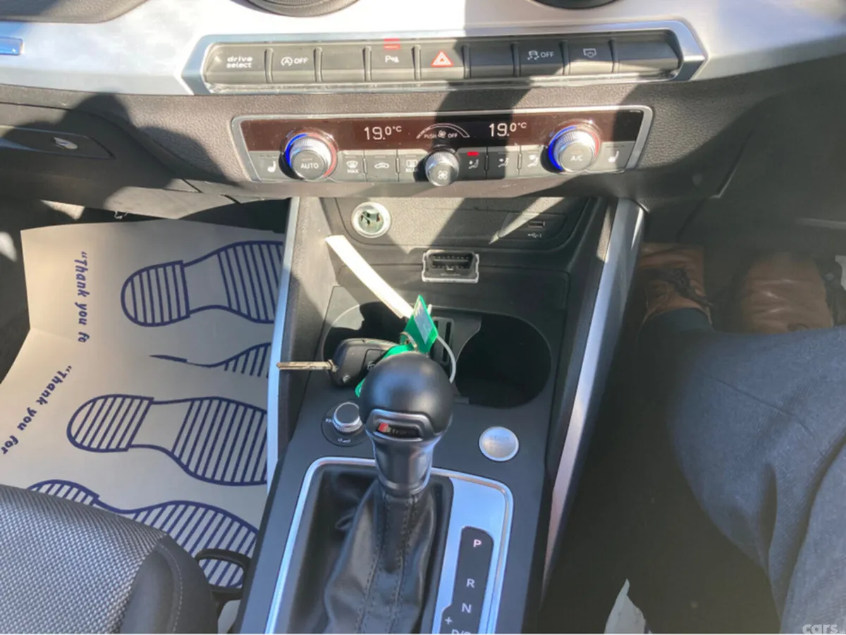 Audi Q2 Hatchback, Petrol, 2018, Red