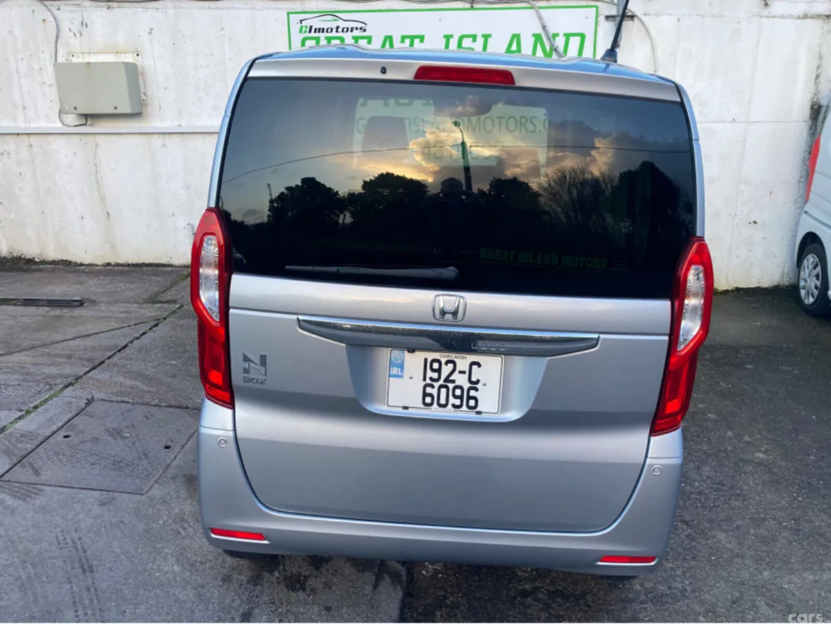Honda Fit Hatchback, Petrol, 2019, Silver