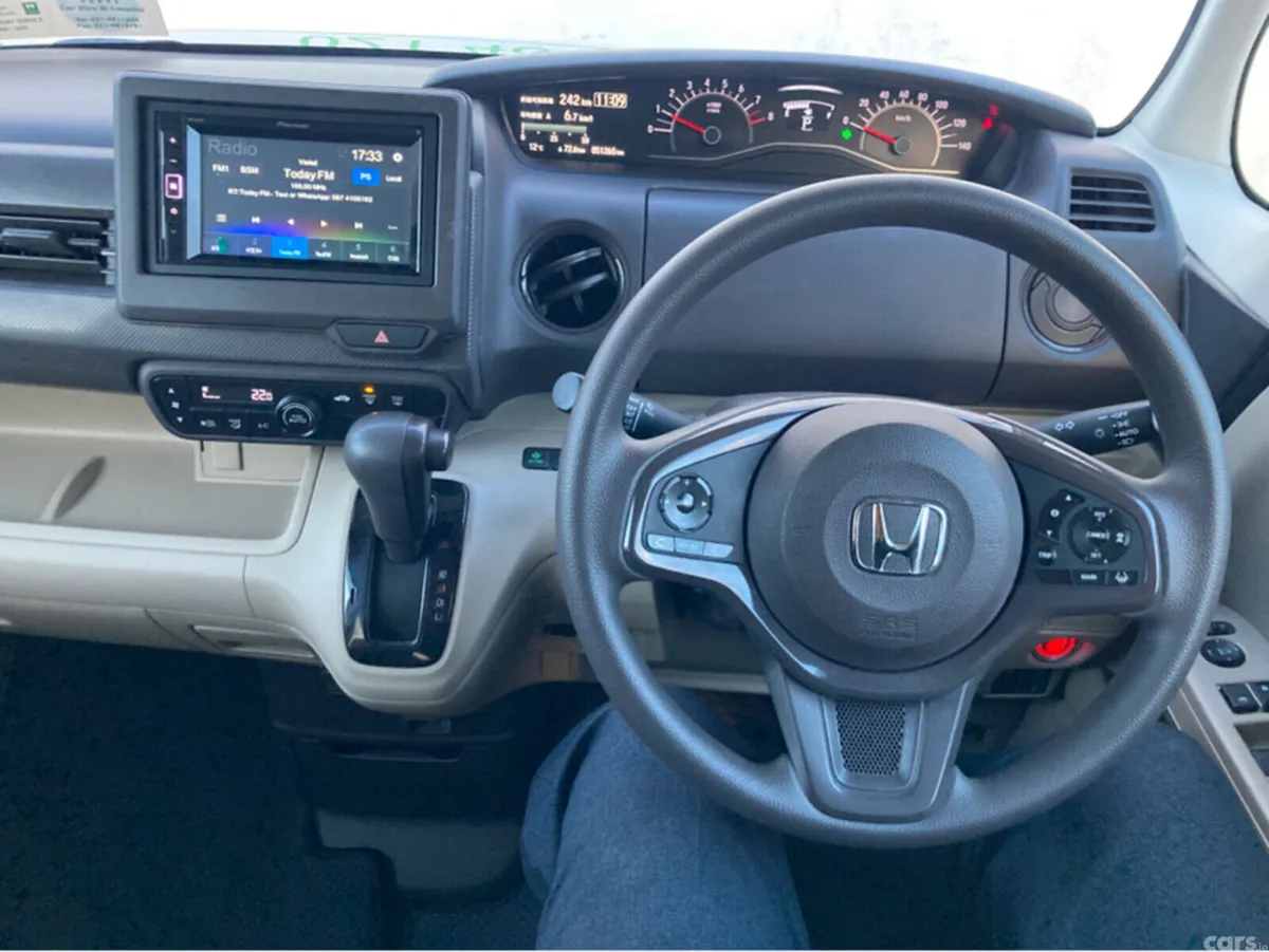 Honda Fit Hatchback, Petrol, 2019, Silver