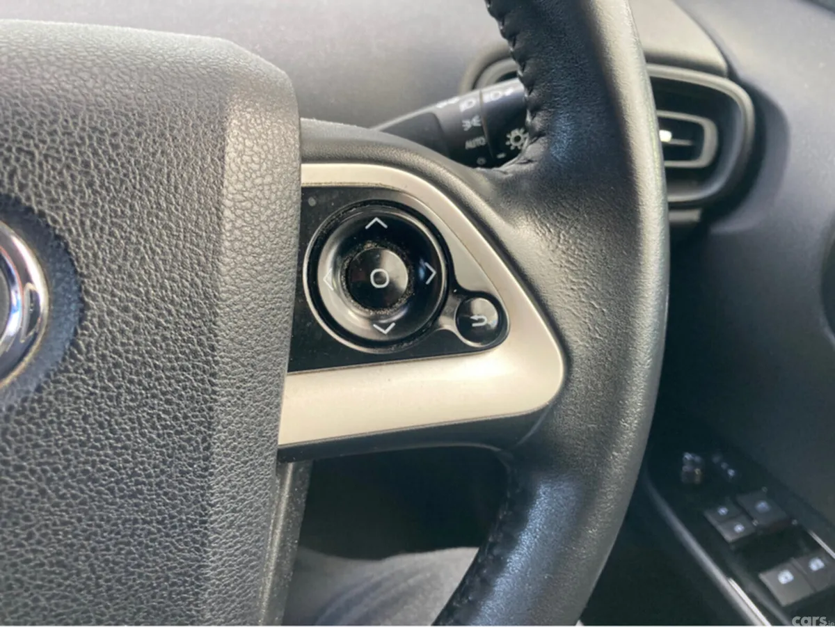 Toyota Prius Hatchback, Petrol Hybrid, 2016, Silver