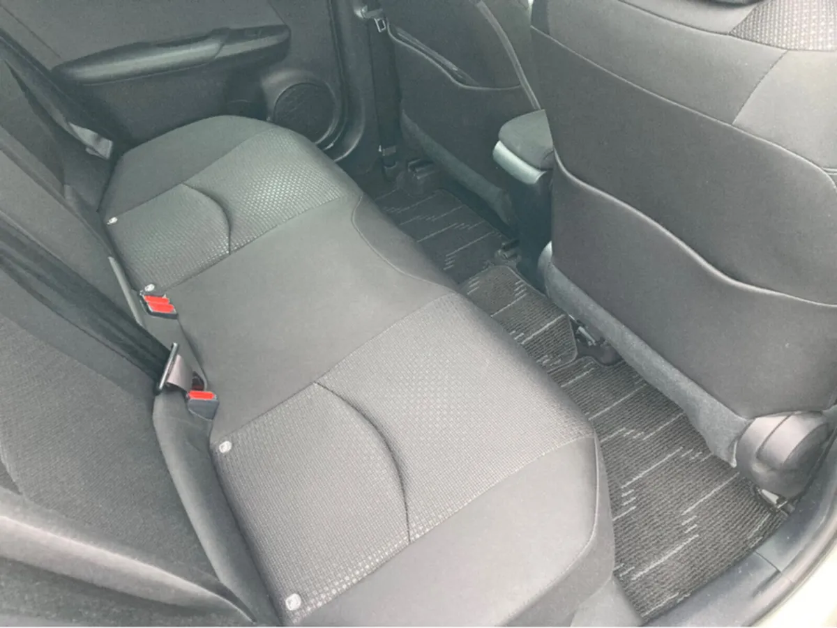 Toyota Prius Hatchback, Petrol Hybrid, 2020, White