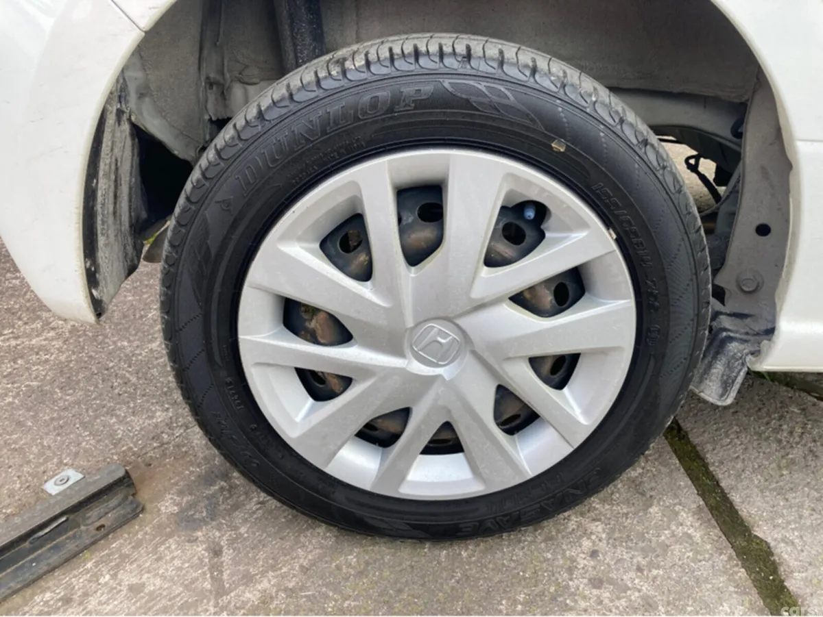 Honda Fit Hatchback, Petrol, 2018, White