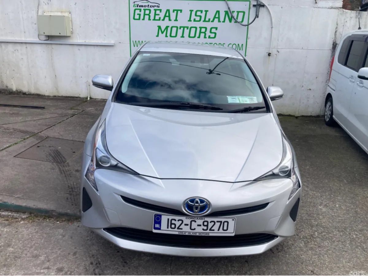 Toyota Prius Hatchback, Petrol Hybrid, 2016, Silver