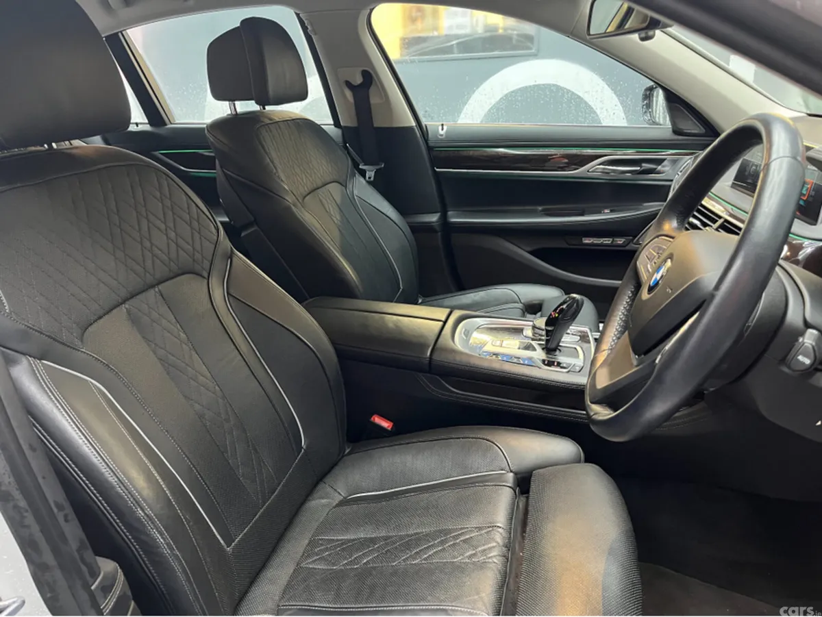 BMW 7-Series Saloon, Petrol Plug-in Hybrid, 2016, White