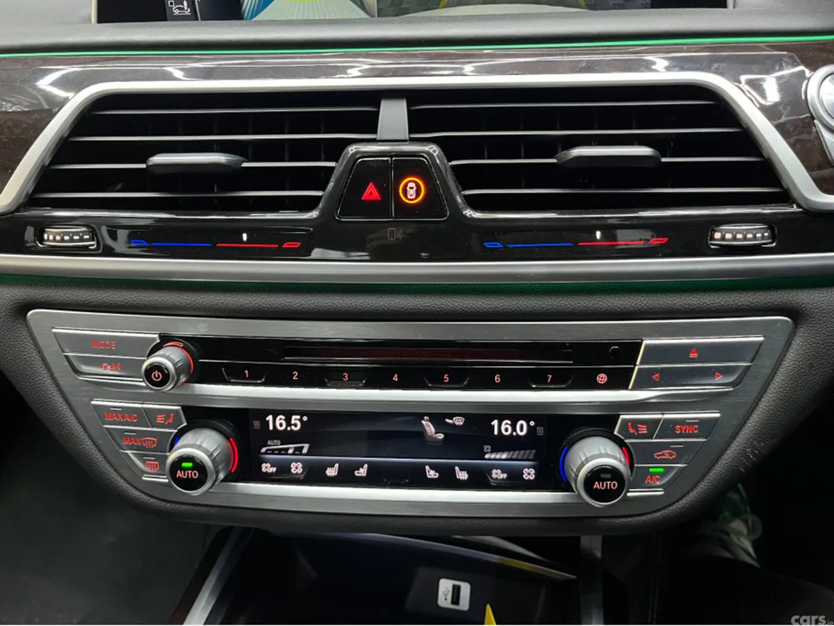 BMW 7-Series Saloon, Petrol Plug-in Hybrid, 2016, White