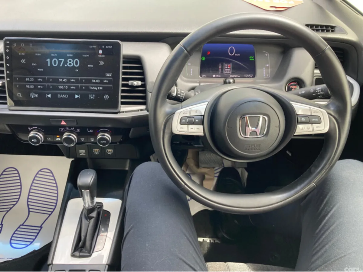 Honda Fit Hatchback, Petrol Hybrid, 2022, Silver