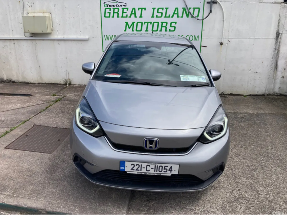 Honda Fit Hatchback, Petrol Hybrid, 2022, Silver