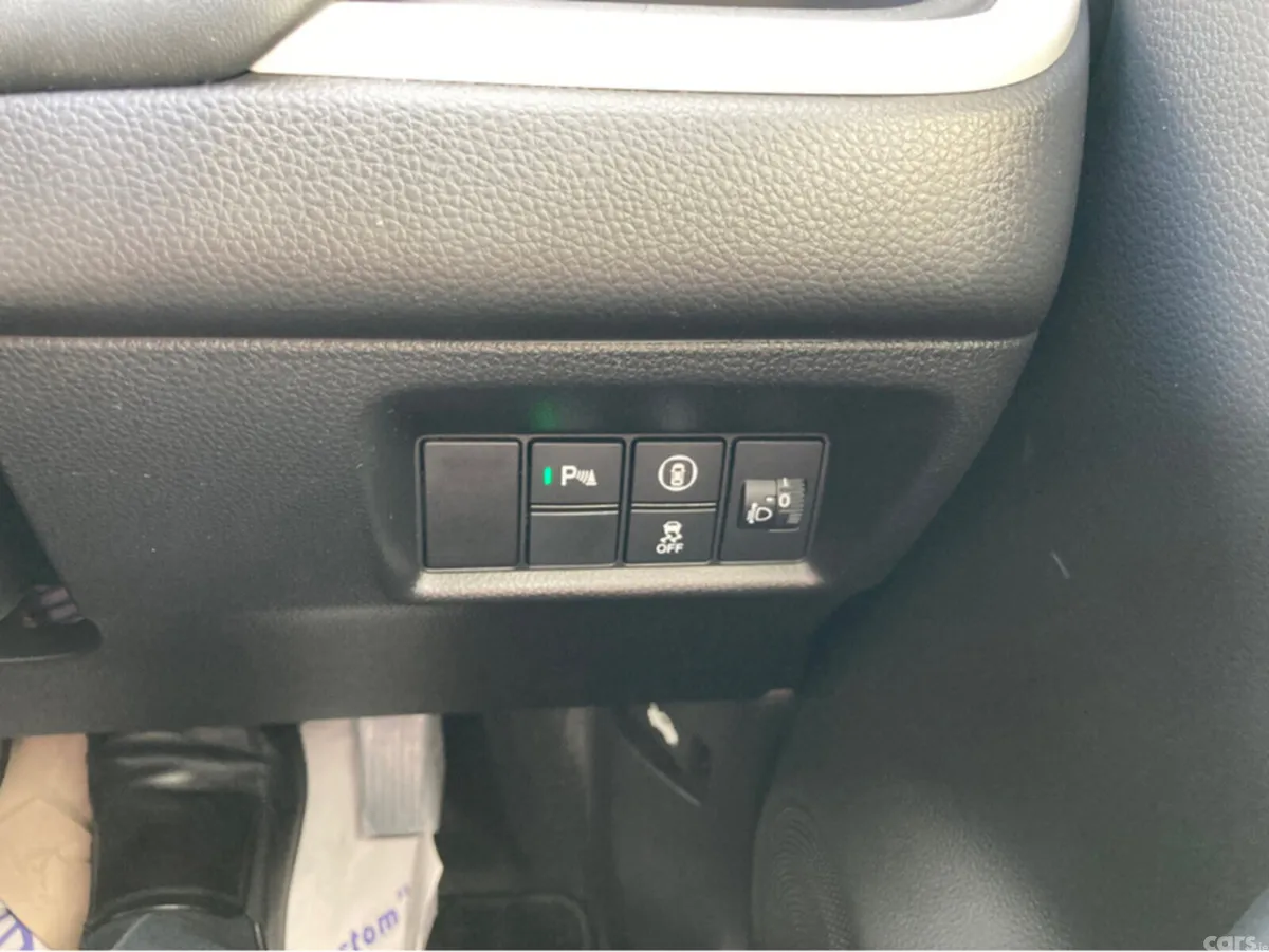 Honda Fit Hatchback, Petrol Hybrid, 2022, Silver