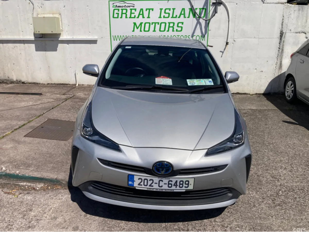 Toyota Prius Hatchback, Petrol Hybrid, 2020, Silver