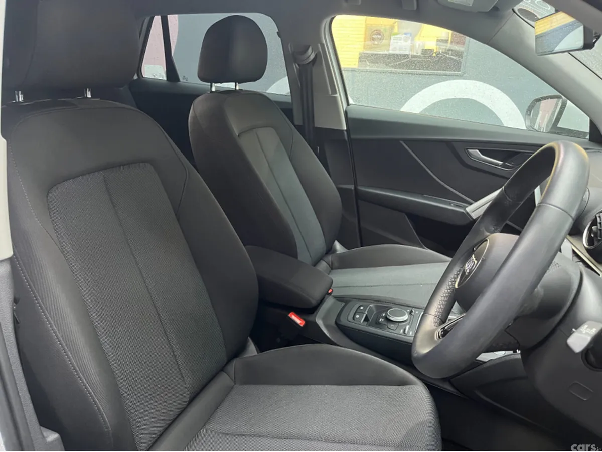 Audi Q2 SUV, Petrol, 2022, White