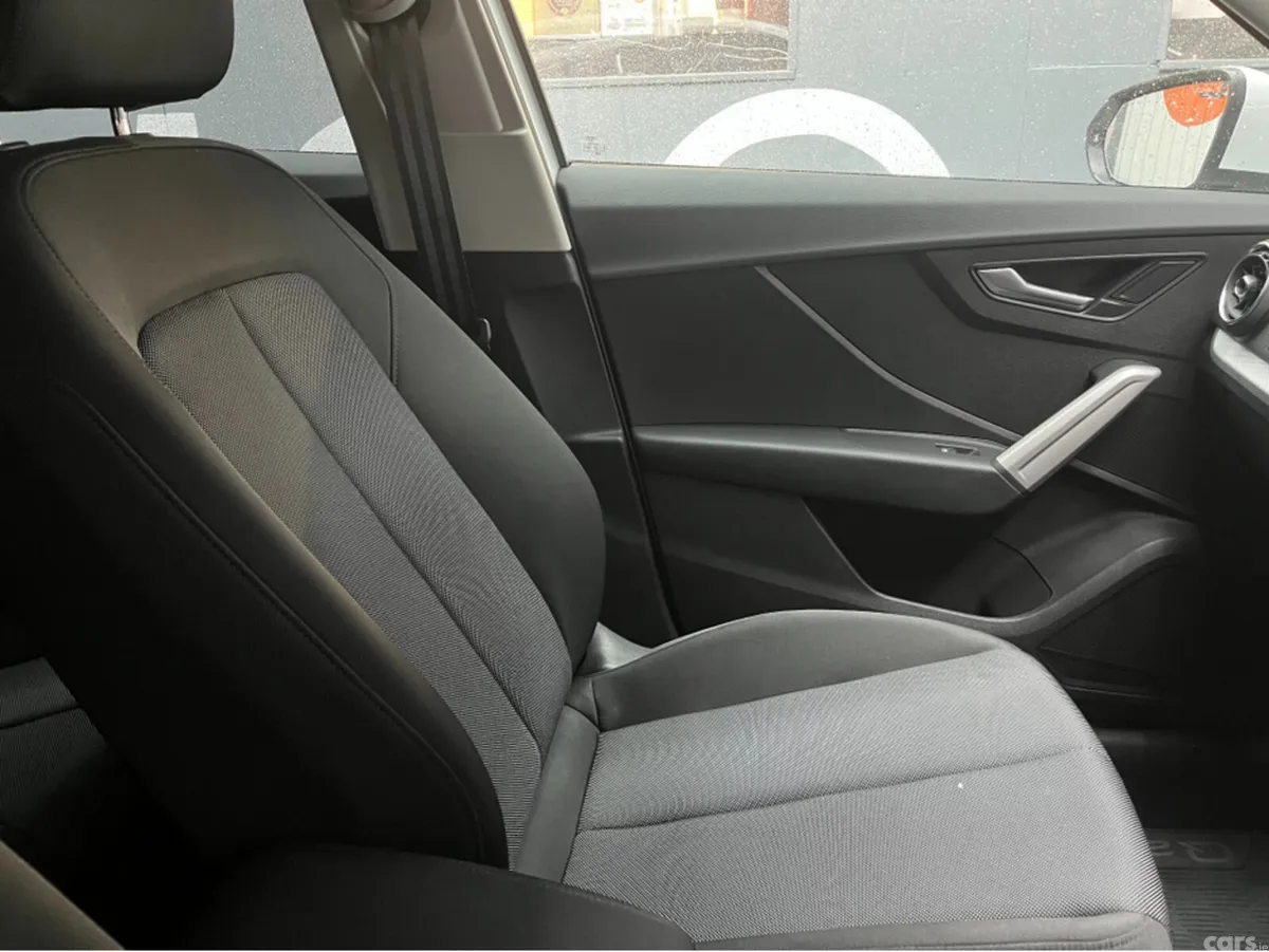 Audi Q2 SUV, Petrol, 2022, White
